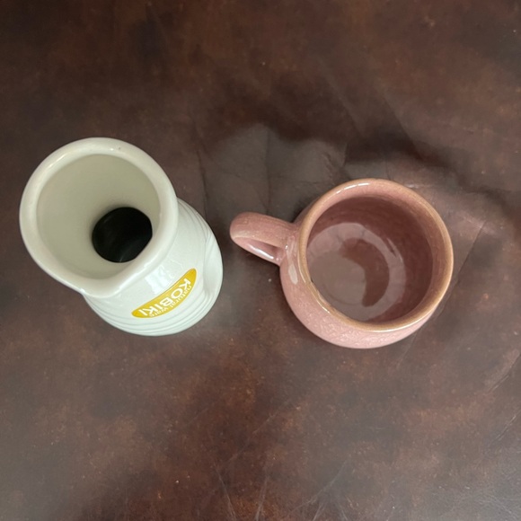 Japanese ceramic wine pot and tee mug bundle - Picture 3 of 8